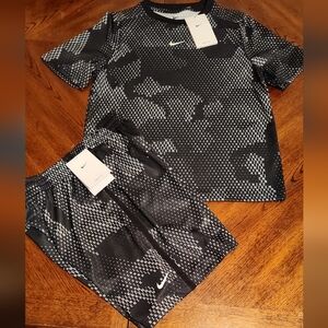 NWT size 10/12 2pc. NIKE Shorts set